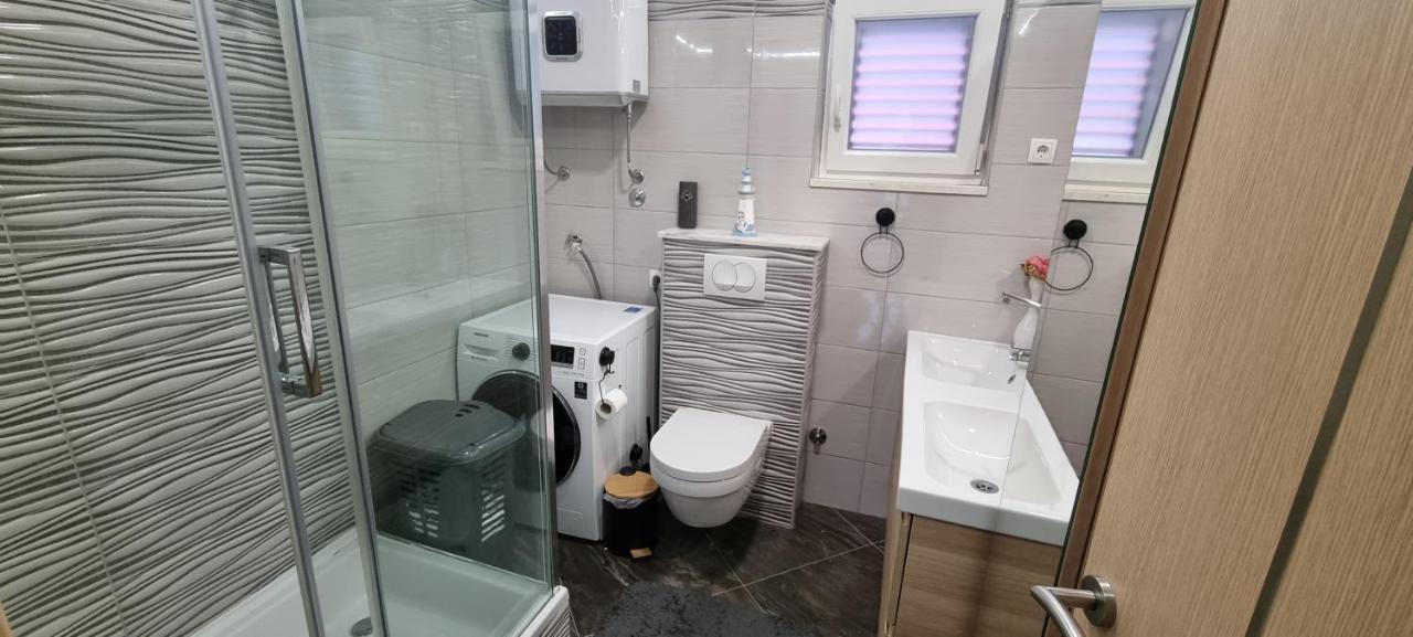 Luxurious Three Bedrooms Apartment With Two Terraces Kaštela エクステリア 写真