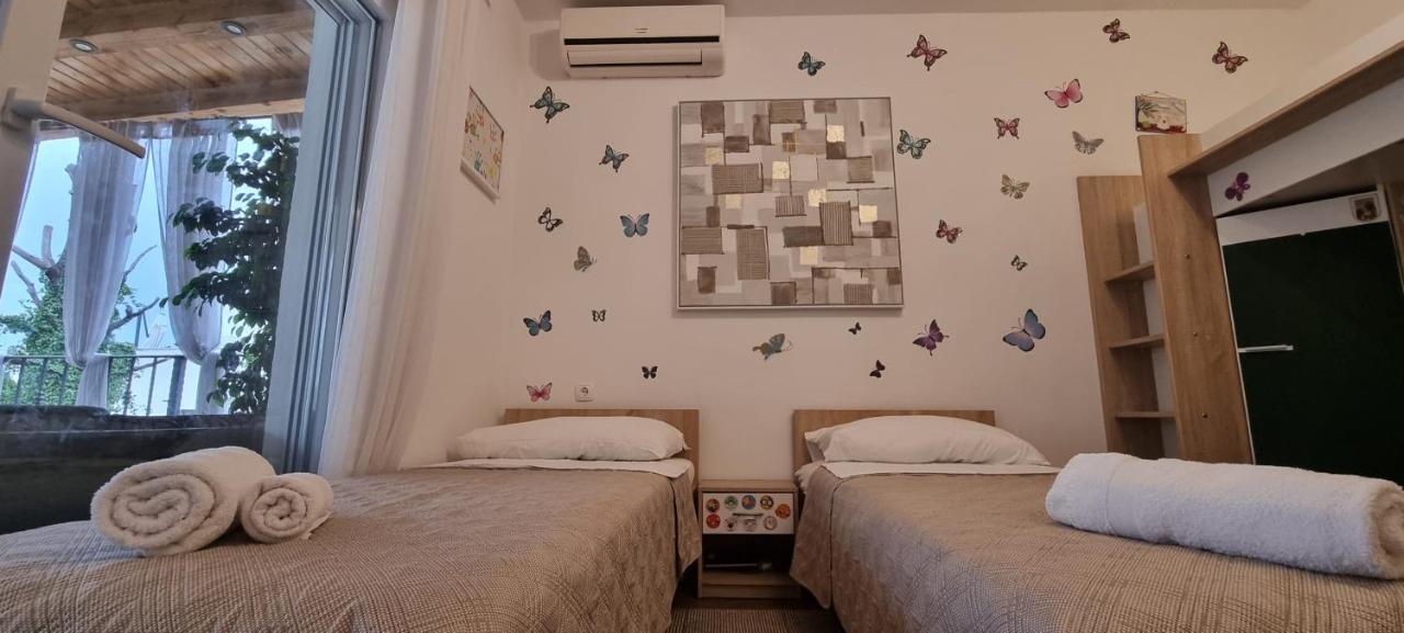 Luxurious Three Bedrooms Apartment With Two Terraces Kaštela エクステリア 写真