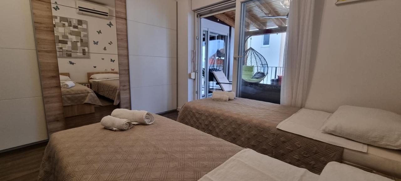 Luxurious Three Bedrooms Apartment With Two Terraces Kaštela エクステリア 写真
